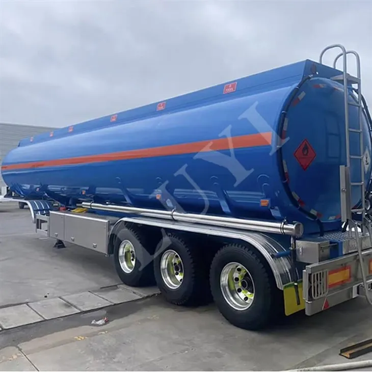 Semirreboque tanque de óleo de 3-eixos e 7 compartimentos de 40.000 litros
